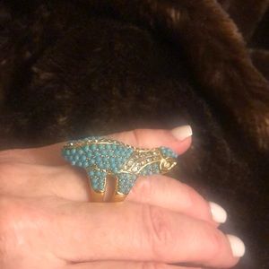 Fun lizard ring